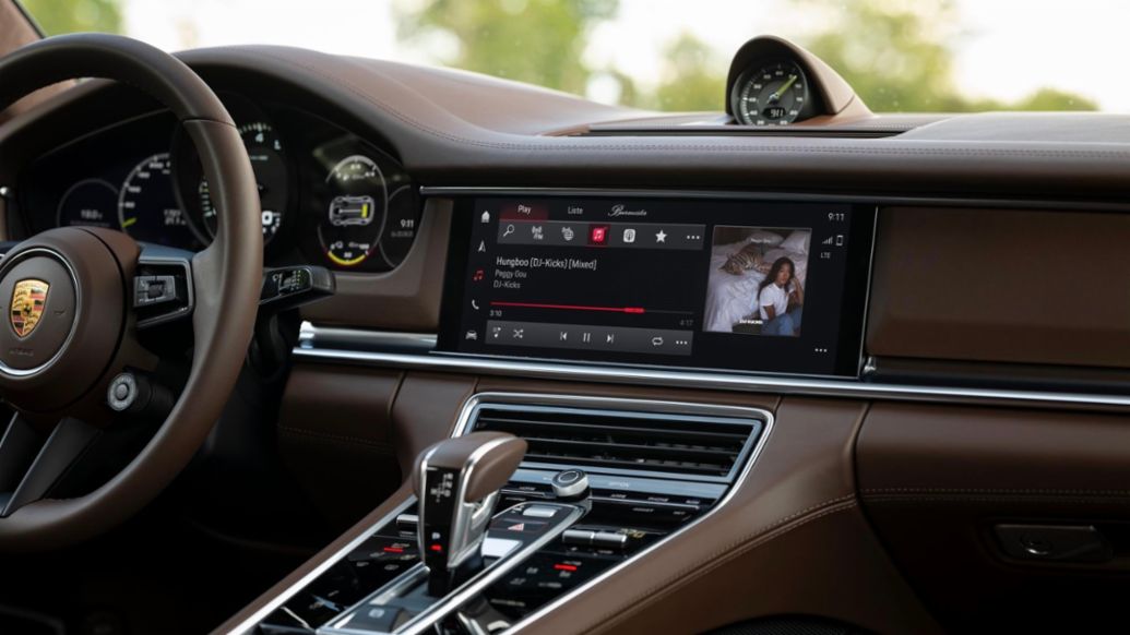 New Porsche infotainment: knows more, does more and is a better 